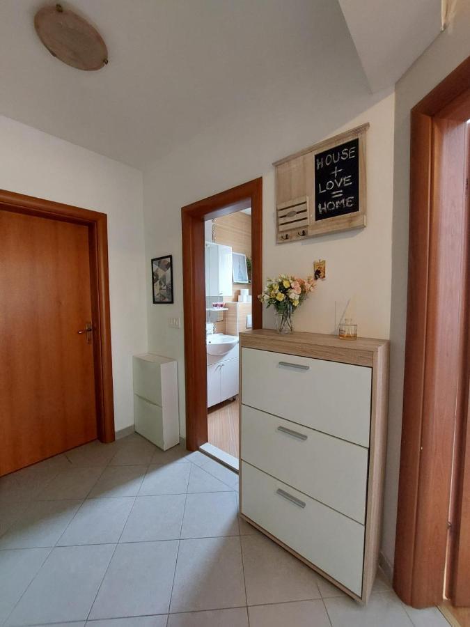 Apartment Vira Макарська Екстер'єр фото