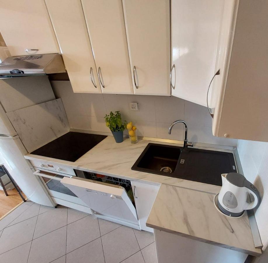 Apartment Vira Макарська Екстер'єр фото